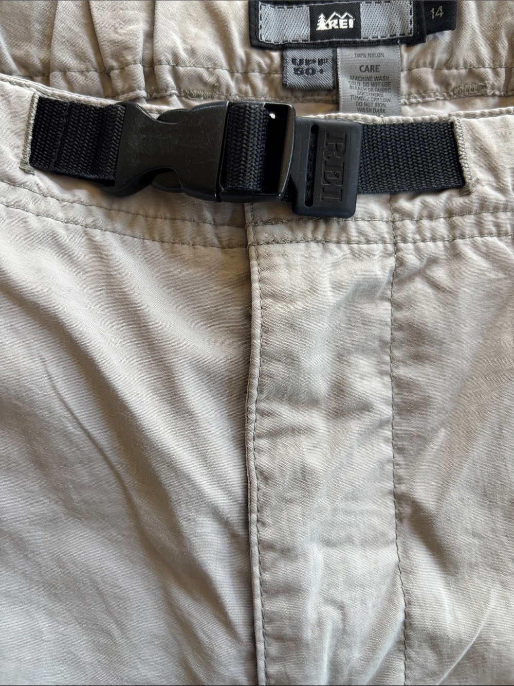 REI UPF 50+ Tan Convertible Hiking Cargo Pants / Shorts Size 14 - Picture 4 of 5